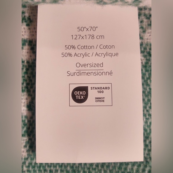 🎁Texteis Penedo Holiday Throw Blanket - Iced Green Snowflakes - Picture 6 of 8